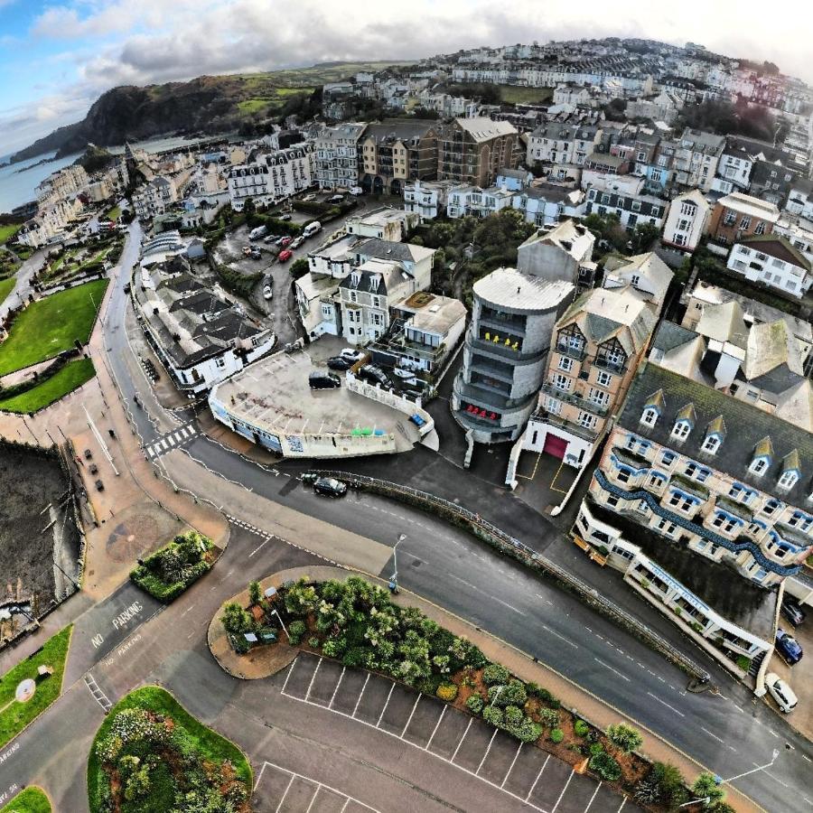 2 The View Apartments Ilfracombe - Seafront, Parking, Lift, Ev Buitenkant foto