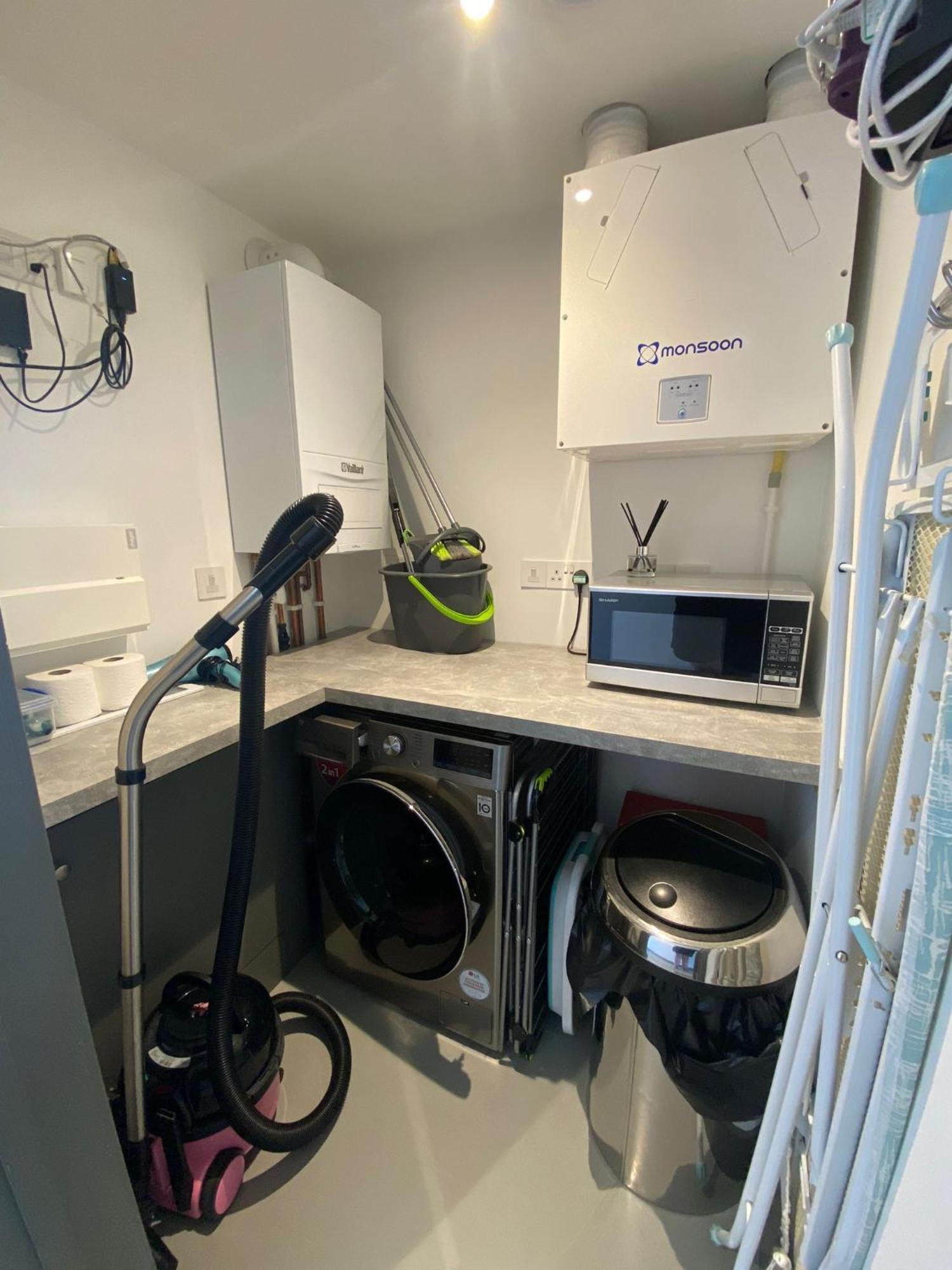 2 The View Apartments Ilfracombe - Seafront, Parking, Lift, Ev Buitenkant foto