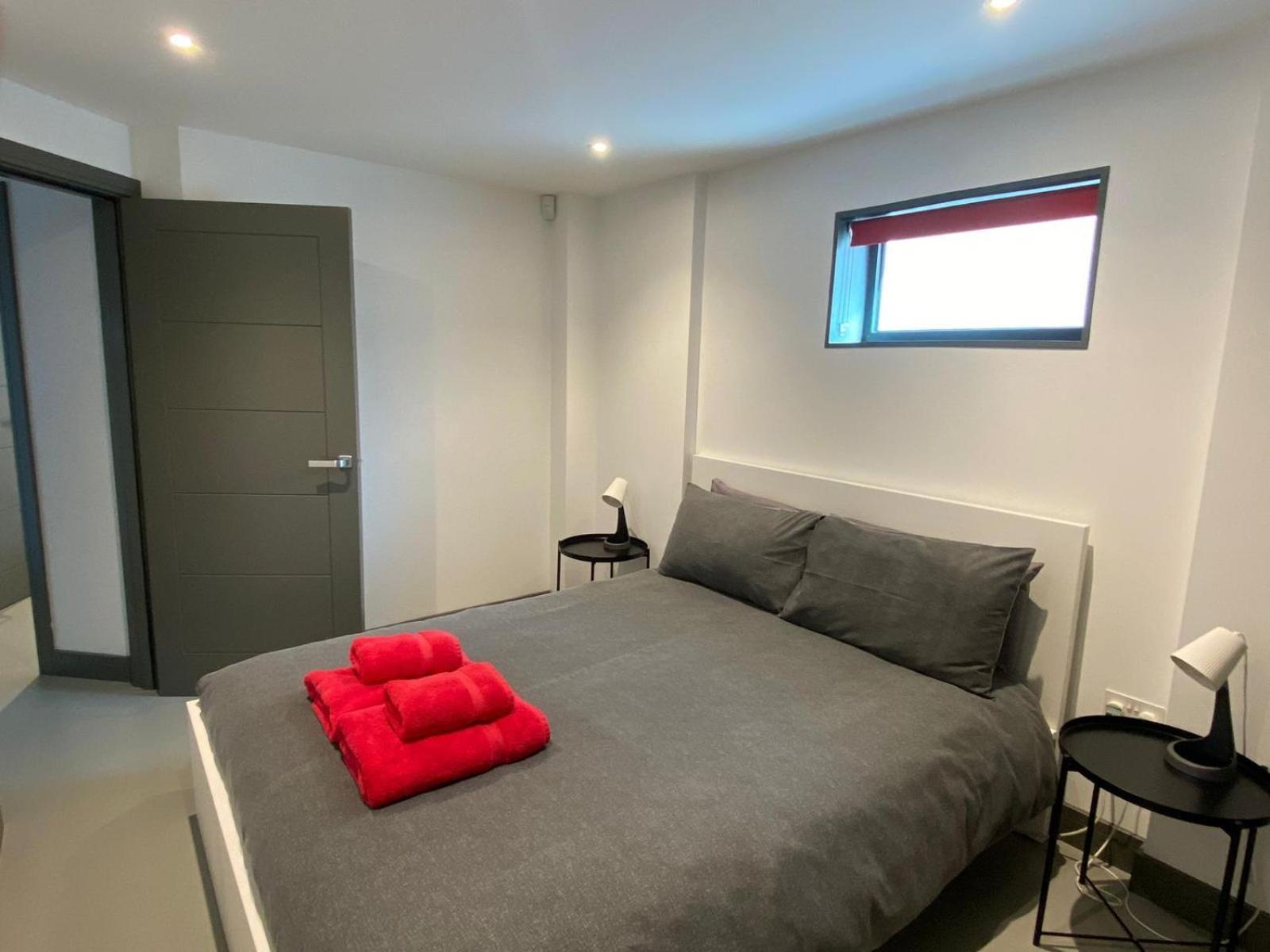 2 The View Apartments Ilfracombe - Seafront, Parking, Lift, Ev Buitenkant foto